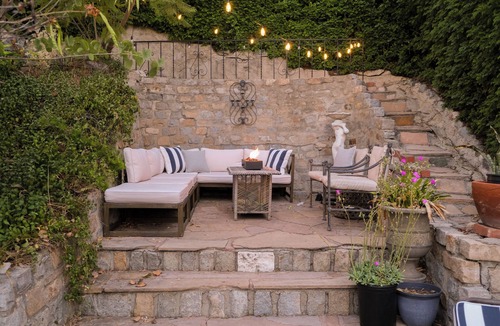Beachwood Canyon House | Italian Villa in the Hollywood Hills! VIEWS! HOT TUB!