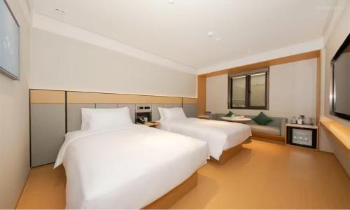 Xuanwu Hotel | JI Hotel Beijing West Railway Station Lize Business District