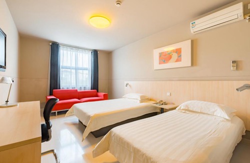 Jiading Hotel | Jinjiang Inn Shanghai Light Textile Market Caoan Road