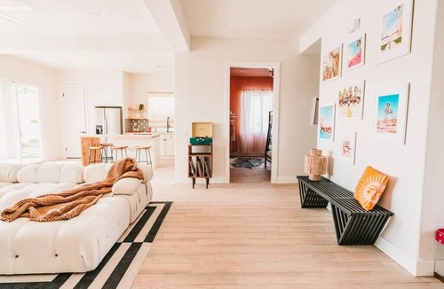 Desert Hot Springs House | Jonathan Adler featured 4BD, heated pool, hot tub