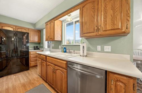 Jacksonville House | Jville Gem | Walk Downtown | Private & Quiet!