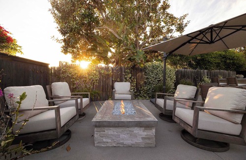 La Jolla Heights House | La Jolla Luxury | Designer Home w/Pool & Jacuzzi!