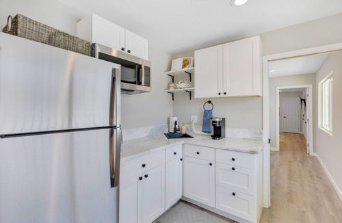 La Jolla Shores Apartment | La Jolla Shores Beach Bungalow w/Balcony, 2 Units in 1 & Steps from the Beach!