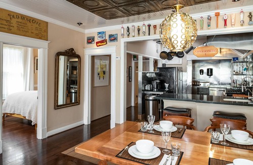 Pacific Grove House | La Piccola Casa "The Little House" Lic. # 0446
