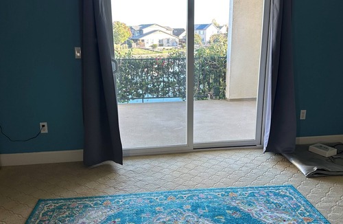 Oakley House | Lake front house for monthly stays. fully furnished and ready.