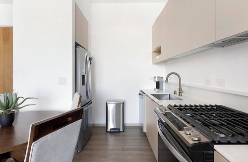 Spring Valley Apartment | Landing | Beautiful 2BD, Pool, Gym