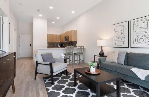 Florida Center Apartment | Landing | Spectacular 1BD, Clubhouse, Yoga Studio