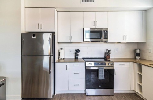Temecula Apartment | Landing | Spectacular 2BD, Yoga Studio, Game Room