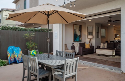 Crown Point House | Large Family Beach Home | 1 Block to Beach & More | AC