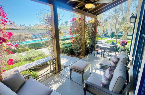 La Quinta Condo | LEGACY VILLAS Rare Single-story 3BR Villas Between Two Salt-water Pools! #111050