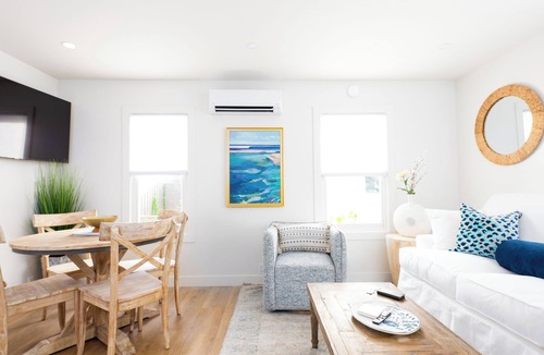 East Beach Cottage | Lovely 1-bedroom cottage with AC near East Beach