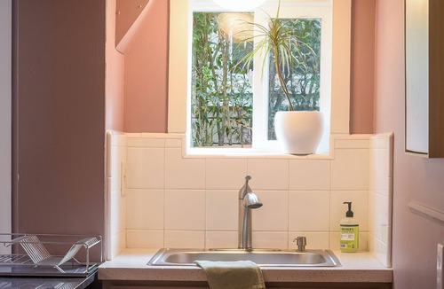 Mill Valley Apartment | Lovely Studio in Heart of Downtown Mill Valley
