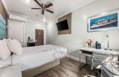East Village Hotel | Lumea by the Sea Long Beach Convention Center