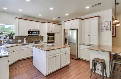 Yosemite Lakes House | Lush Coarsegold Getaway w/Private Pool & Patio