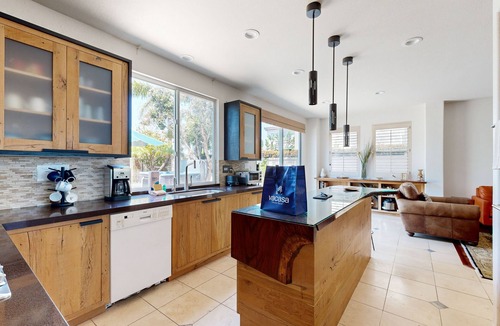 Carmel Valley House | Luxe home in gated community with backyard - near University, dining, shopping