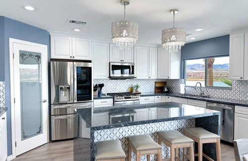 Bullhead City House | Luxe River Home w/Private Dock, River Access & Beautiful Views!