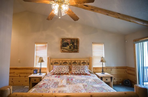 Summit Estates House | Luxurious home and perfect LOCATION!! Walk to Snow Summit.