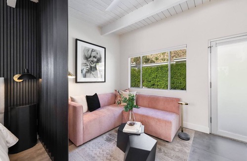 Historic Tennis Club Condo | Luxurious Tennis Club Bungalow 2 with Mountain Views and Walks to Downtown Palm Springs!
