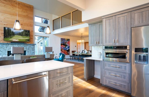 Truckee House | Luxury 4BD Home w/EV Charging Station at Old Greenwood!