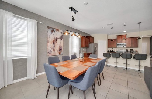 Loughman House | Luxury 6BR Pool Home in Solterra Resort