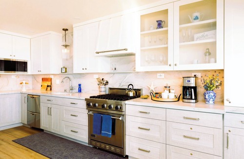 Rio del Mar Condo | Luxury Condo for Couples with 180 degree views of Monterey Bay