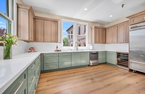 Napa Bed & Breakfast | Luxury Downtown Napa Estate with Pool & Hot Tub
