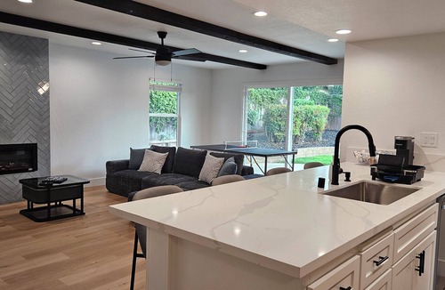 Citrus Heights Villa | Luxury Home Hot Tub Spa Heated Pool Foosball Table Newly Remodel in Sacramento