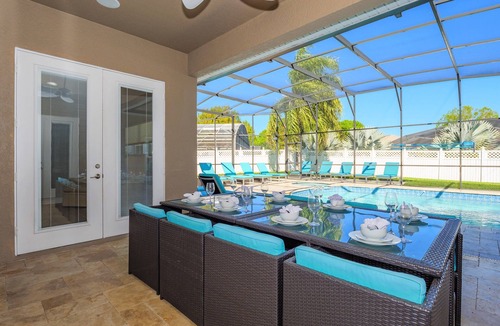 West Kissimmee House | Luxury Mansion Pool Hot Tub Theater Outdoor Kitchen BBQ GM RM 2 Miles Disney