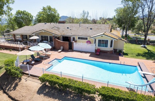Jamul House | Luxury Pool Home Near San Diego 4BR Game Room Sleeps 12