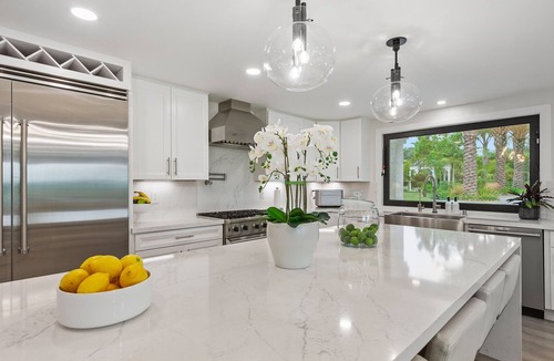 Mount Helix House | Luxury Resort Villa Saltwater Pool Spa Ultimate Private Outdoor Oasis