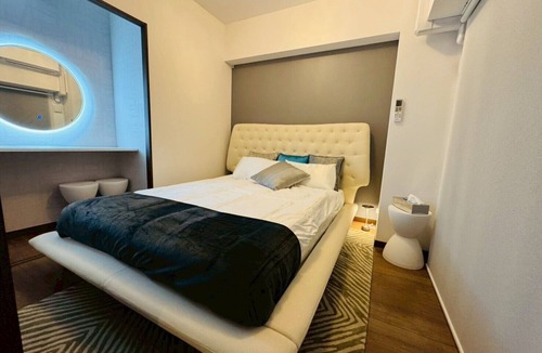 Hakozaki Hotel | Luxury Sweet East72 ・ Max 7 people, Pet friendly, 3 min walk from Hakozaki-Miyamae Station, New Construction