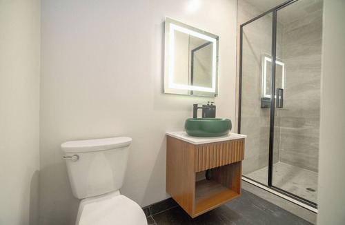 NoHo Arts District Hotel | LYFE INN & SUITES by AGA- North Hollywood Universal Studios