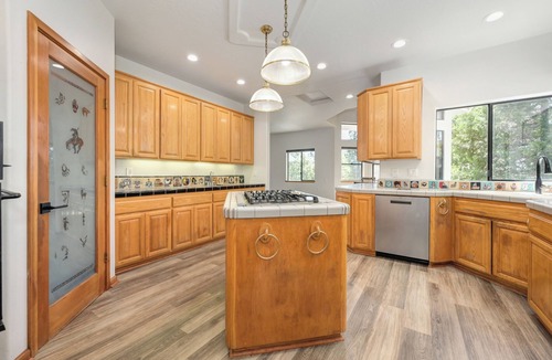 Foresthill House | Magical 10+ Acres w/4-bed, 4-bath VILLA Retreat in Beautiful Foresthill