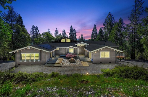 Foresthill House | Magical 10+ Acres w/4-bed, 4-bath VILLA Retreat in Beautiful Foresthill