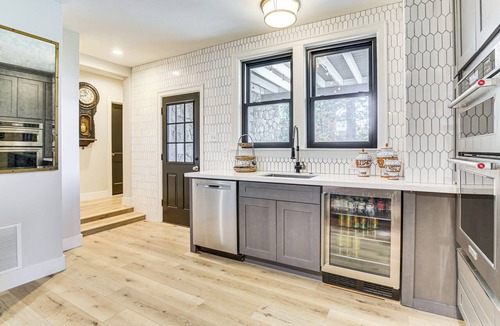 Lake Arrowhead House | Main House + Apartment Near Lake Arrowhead Village