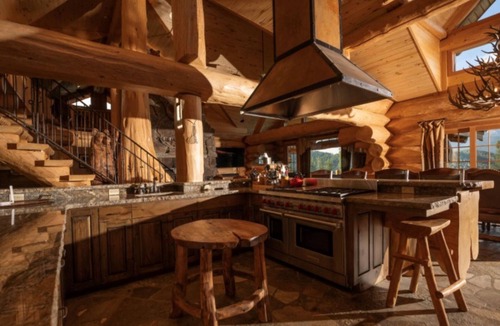 Mount Shasta Cabin | Majestic Mt. Shasta Retreat, Breathtaking Views of Mt. Shasta & Lake Siskiyou