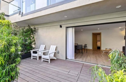 Eastern Malibu Apartment | Malibu Sand Suite #12 by Stay Awhile Villas