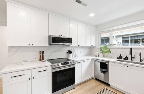 San Jose House | Marbella Lane - 3BR Designer near Valley Fair