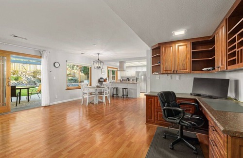 Noble House | MarbellaLane-4BR SiliconValley Gem 16Min to Levi's