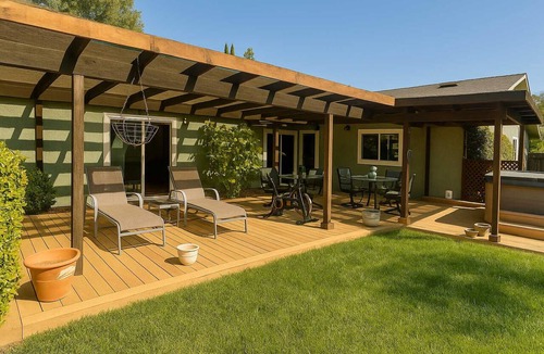 Ojai House | Mid-Century Escape. Hot Tub. Lush Garden. A/C. Bar
