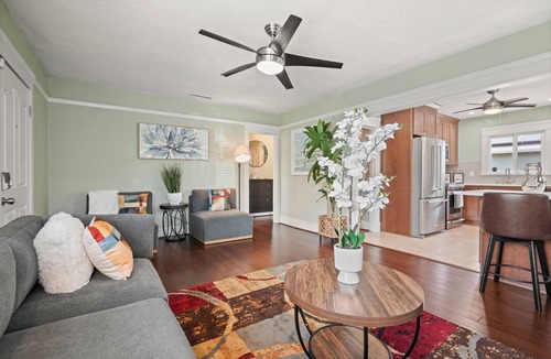 Belmont Heights House | Mins to Belmont Shore - Firepit - Game Room - BBQ - Free Parking - FIFA 2026!