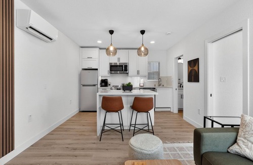 Citrus Heights Apartment | Modern 1BR Private ADU with Dedicated Parking & Washer Dryer