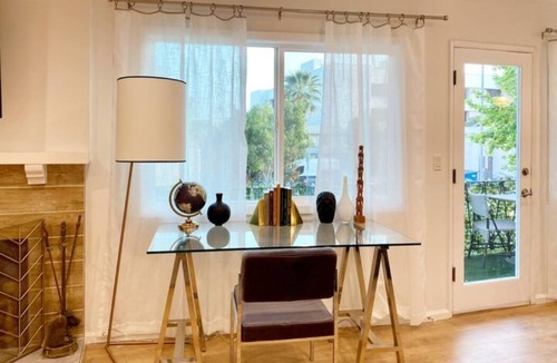 Downtown Condo | Modern 2/2 Glendale Condo, Parking, Washer/Dryer