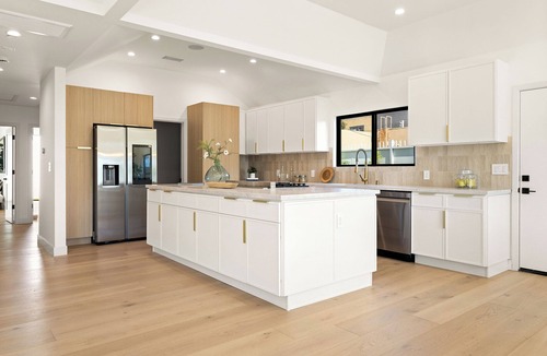 West Los Angeles House | Modern 3BR Luxury Home w/Designer Kitchen & Bright Open Living in Rancho Park