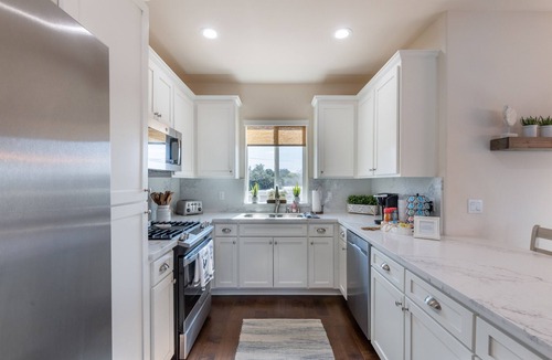 Oceano House | Modern 4BR/4BA Beach Home 360 View Rooftop Firepit All King Beds - Garage