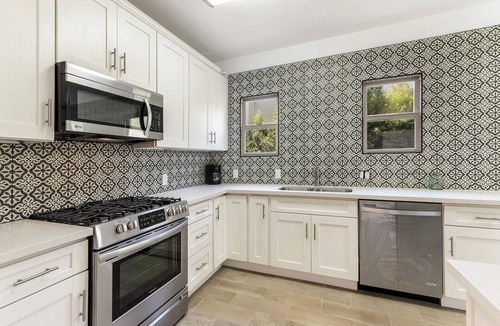Pico - Robertson House | Modern Chic Home