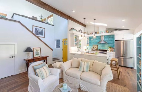 Tamalpais-Homestead Valley House | Modern Cottage in the Woods