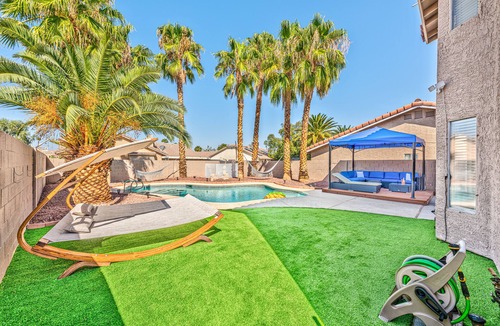 Green Valley House | Modern & Cozy | 13min to Strip, ♛Royal Beds, Pool