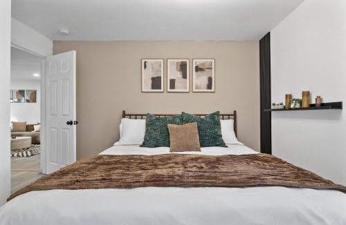 Crescent City House | Modern Cozy Cottage Near Redwoods & Pristine Beaches