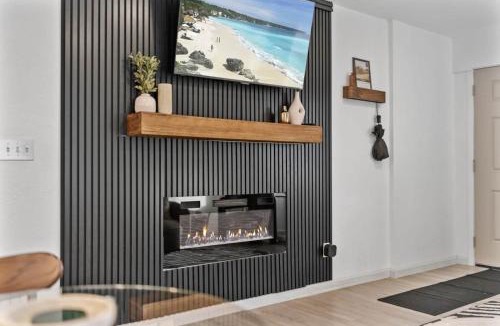 Crescent City House | Modern Cozy Cottage Near Redwoods & Pristine Beaches